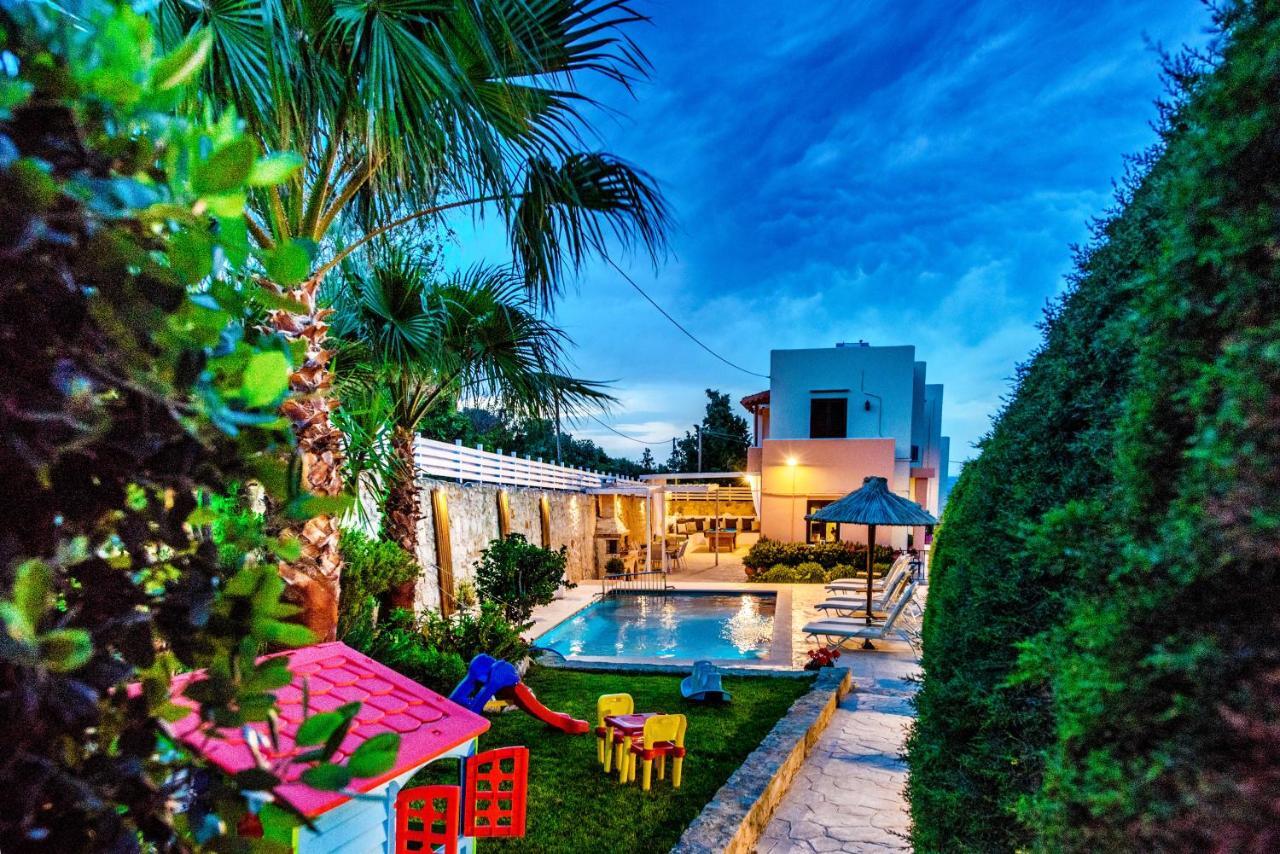 Elmyra Villa, Heated Pool & Walking To Beach, By Thinkvilla Gerani Chanion Extérieur photo
